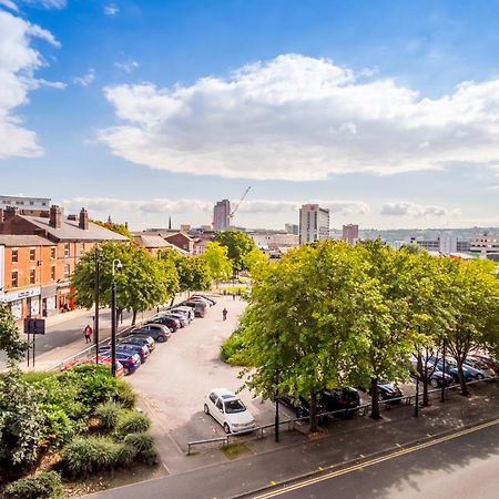 City One Bedroom Apartment With Juliet Balcony In West One - Parking Possible Шеффілд Екстер'єр фото