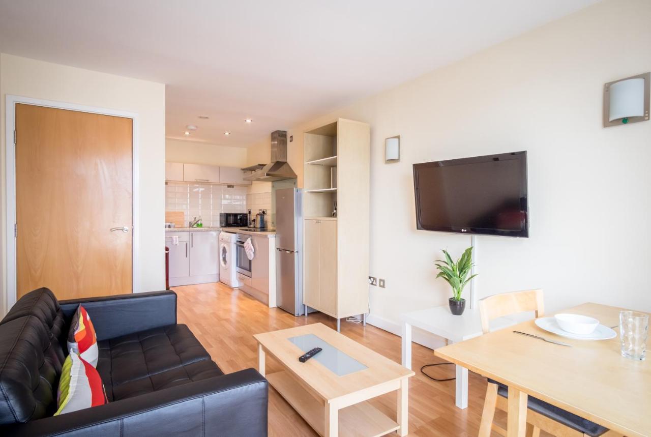City One Bedroom Apartment With Juliet Balcony In West One - Parking Possible Шеффілд Екстер'єр фото